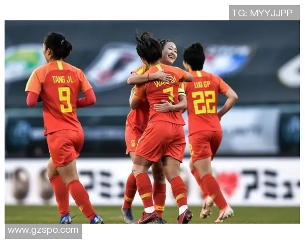 中国女足展现强大火力25分钟狂轰四球点燃球迷激情庆祝