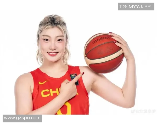 11岁女孩在篮球场大放异彩中国女篮为其喝彩并向偶像李梦发声 11岁女孩在篮球场大放异彩中国女篮为其喝彩并向偶像李梦发声